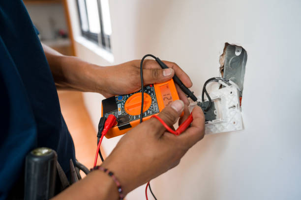 Best Emergency Electrician Near Me  in Seis Lagos, TX